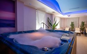 Zona Optimizma Accommodation & Spa